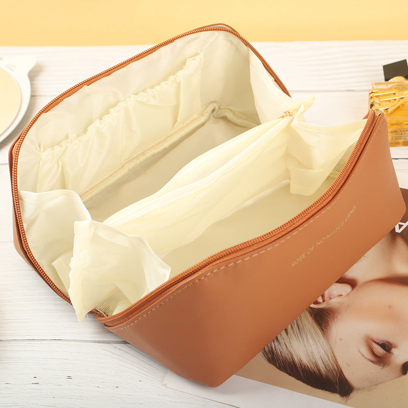 Large-Capacity Portable Toiletry Bag Travel Organizer
