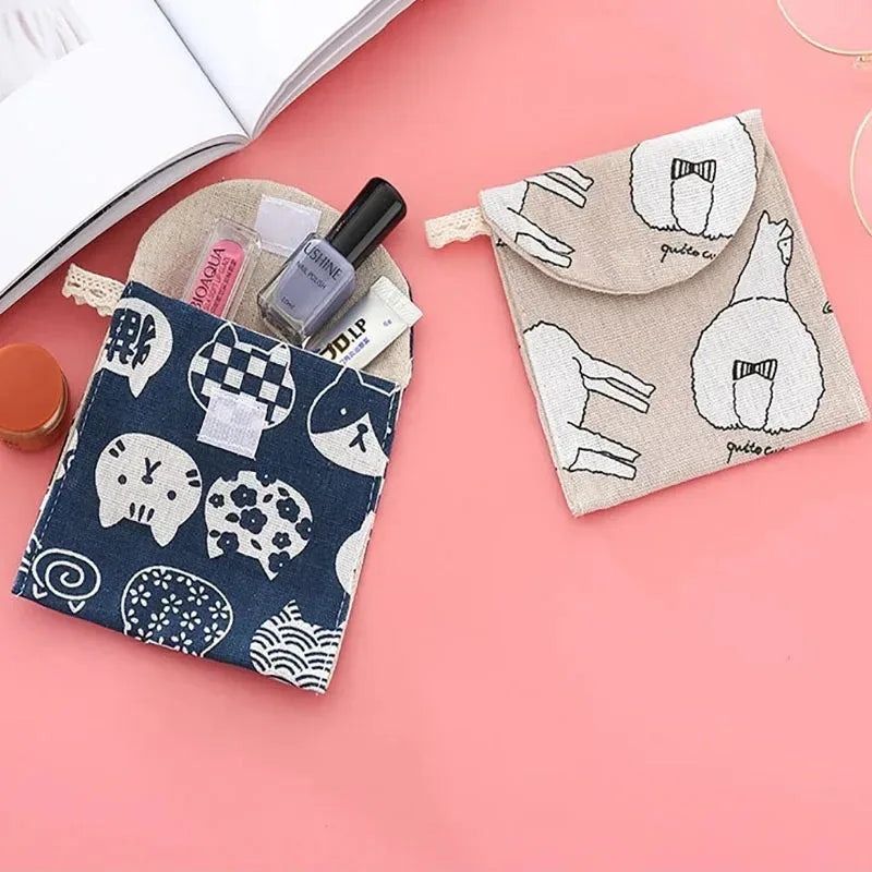 1pc Monthly Bag Cute and Portable Aunt Towel Bag, Large Capacity Towel Sanitary Cotton Bag, Carry on Bag