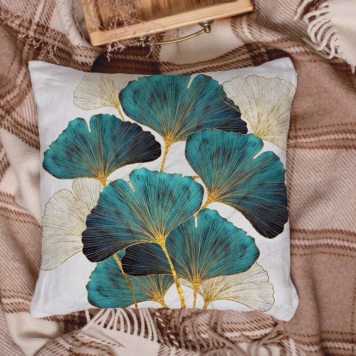 1pc Short Plush Printed Ginkgo Leaf Pattern Pillowcase - Soft and Cozy Plush Design forComfortable Sleep(Without Pillow Insert)