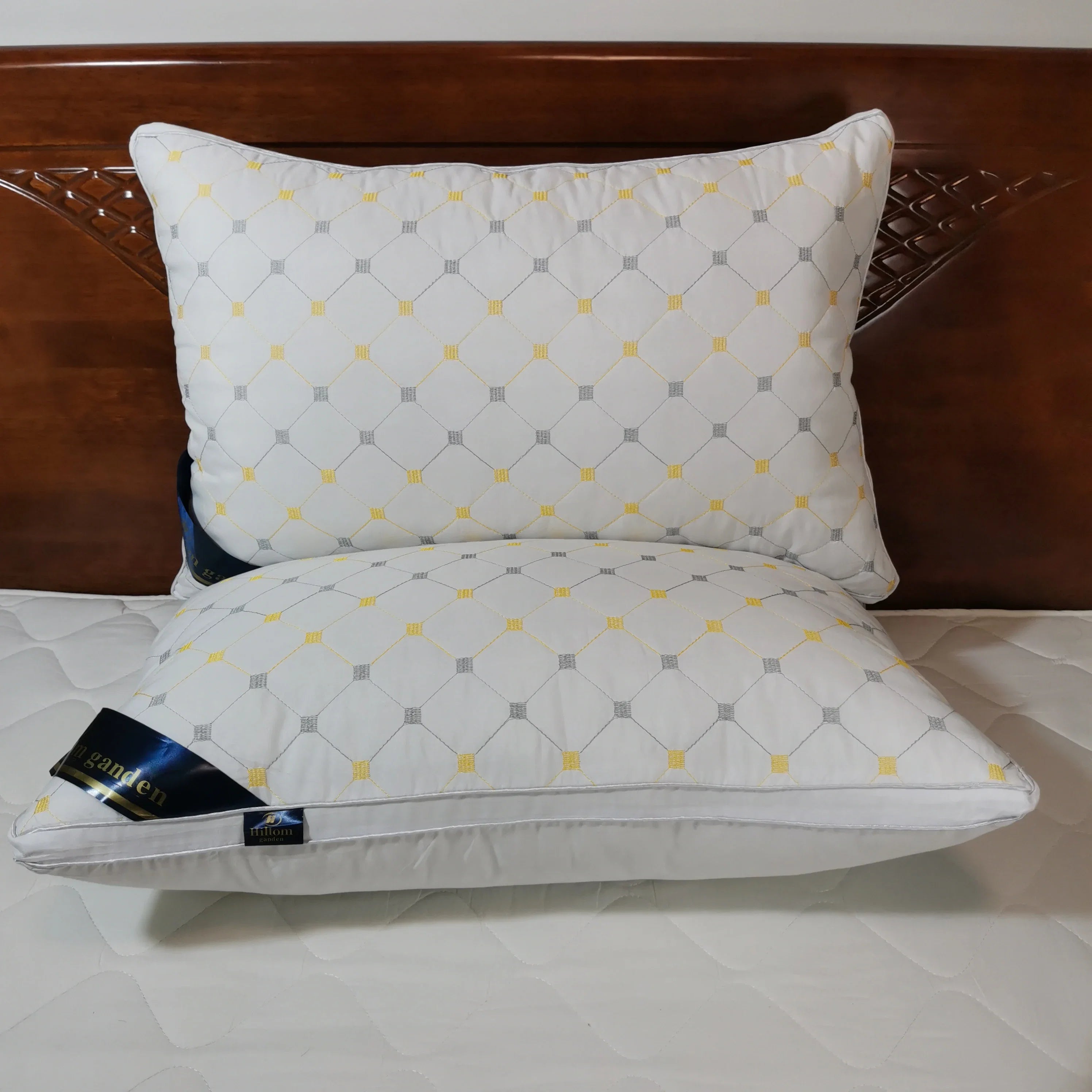 Polyester Pillow Insert for Adults - Hotel & Home Use, Soft White Rectangular Bedding Core, Durable Pillow for Dorm & Household