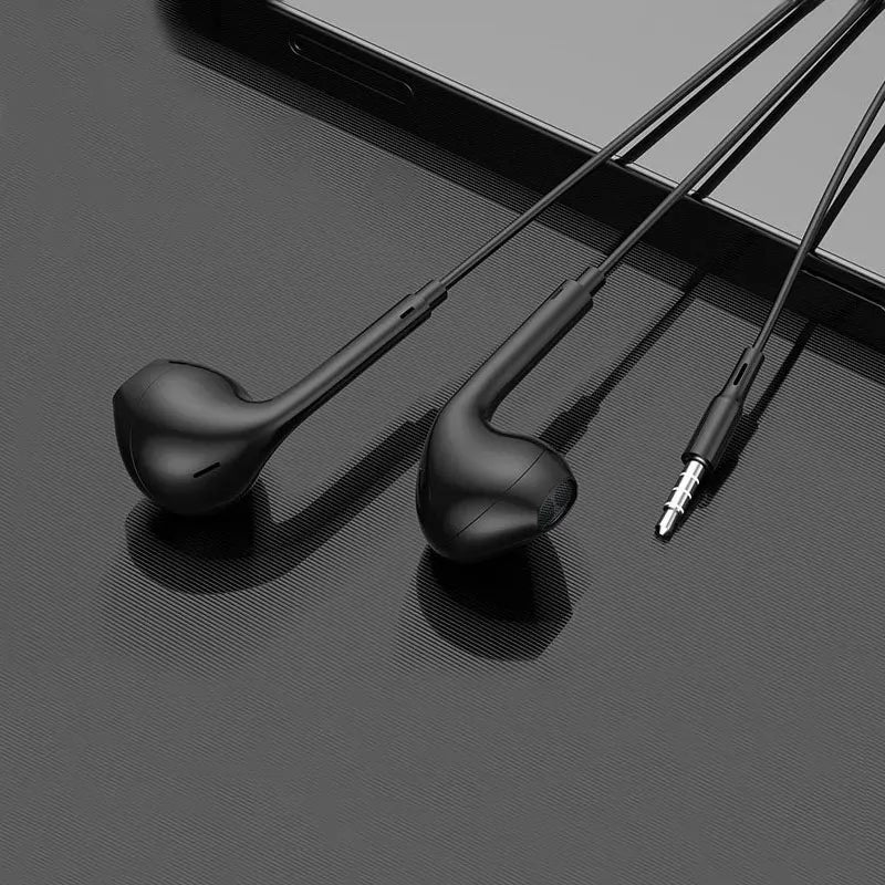 3.5mm Wired Headphones In Ear Headset Wired Earphones with Microphone Stereo Earbuds Sports for Samsung Huawei Xiaomi Phones MP3