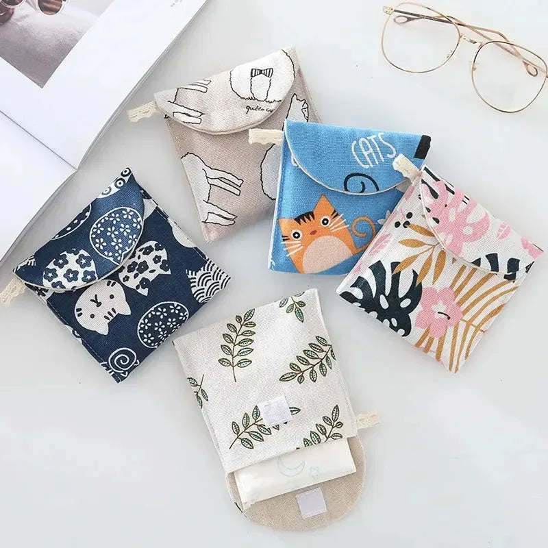 1pc Monthly Bag Cute and Portable Aunt Towel Bag, Large Capacity Towel Sanitary Cotton Bag, Carry on Bag