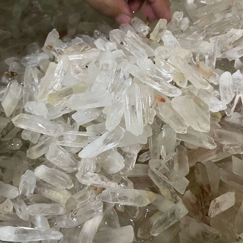 1000g/bag Bulk 100% Natural Clear Quartz Healing Crystal Point Wand Energy Stone Raw Rock Mineral Specimen Home Decor