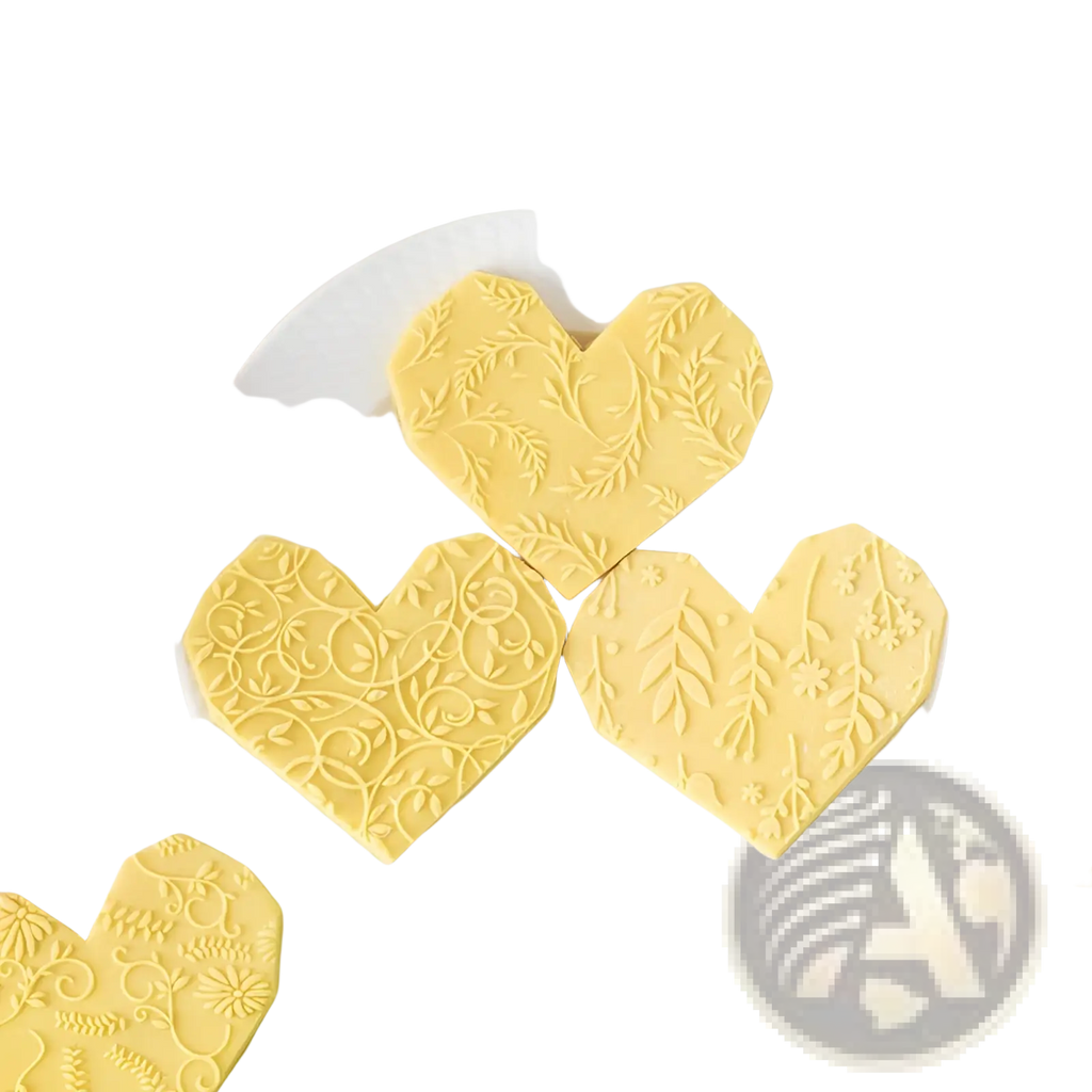 Floral Embossed Beech Wood Rolling Pin for Baking