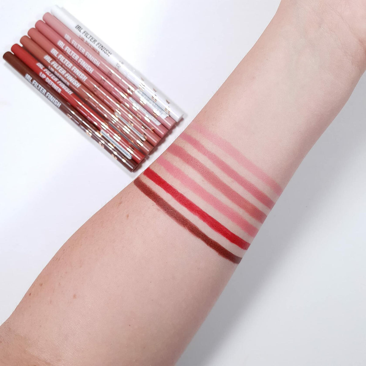 Makeup Revolution IRL Filter Finish Lip Liner Definer Espresso Nude 0.18g